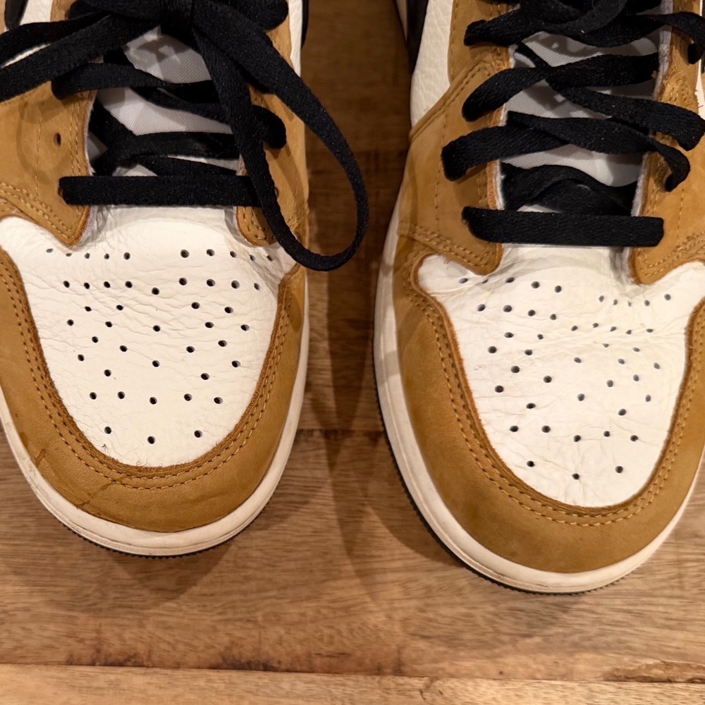 Nike Air Jordan 1 Low OG Rookie of the Year Gold Harvest Black White - Picture 3 of 7